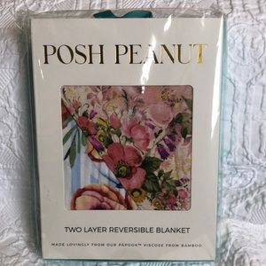 Posh Peanut June and Victoria Patoo